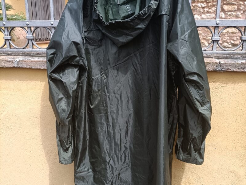 Impermeabile Univers